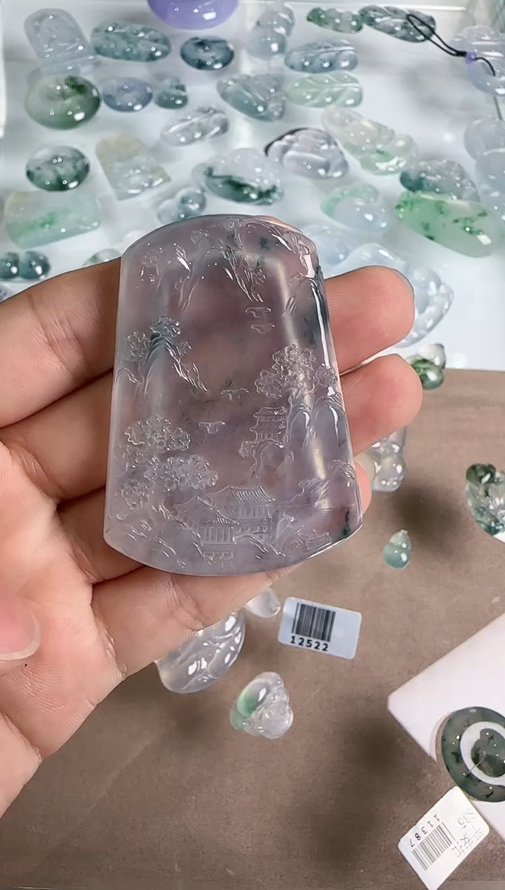 【闪购商品】翡翠吊坠(不含链)未镶嵌··