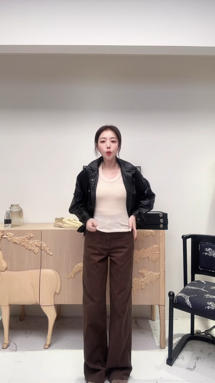 咖色高腰直筒阔腿裤