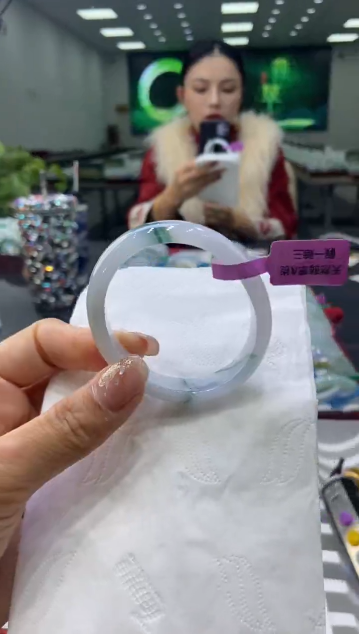 未镶嵌手镯翡翠00005684