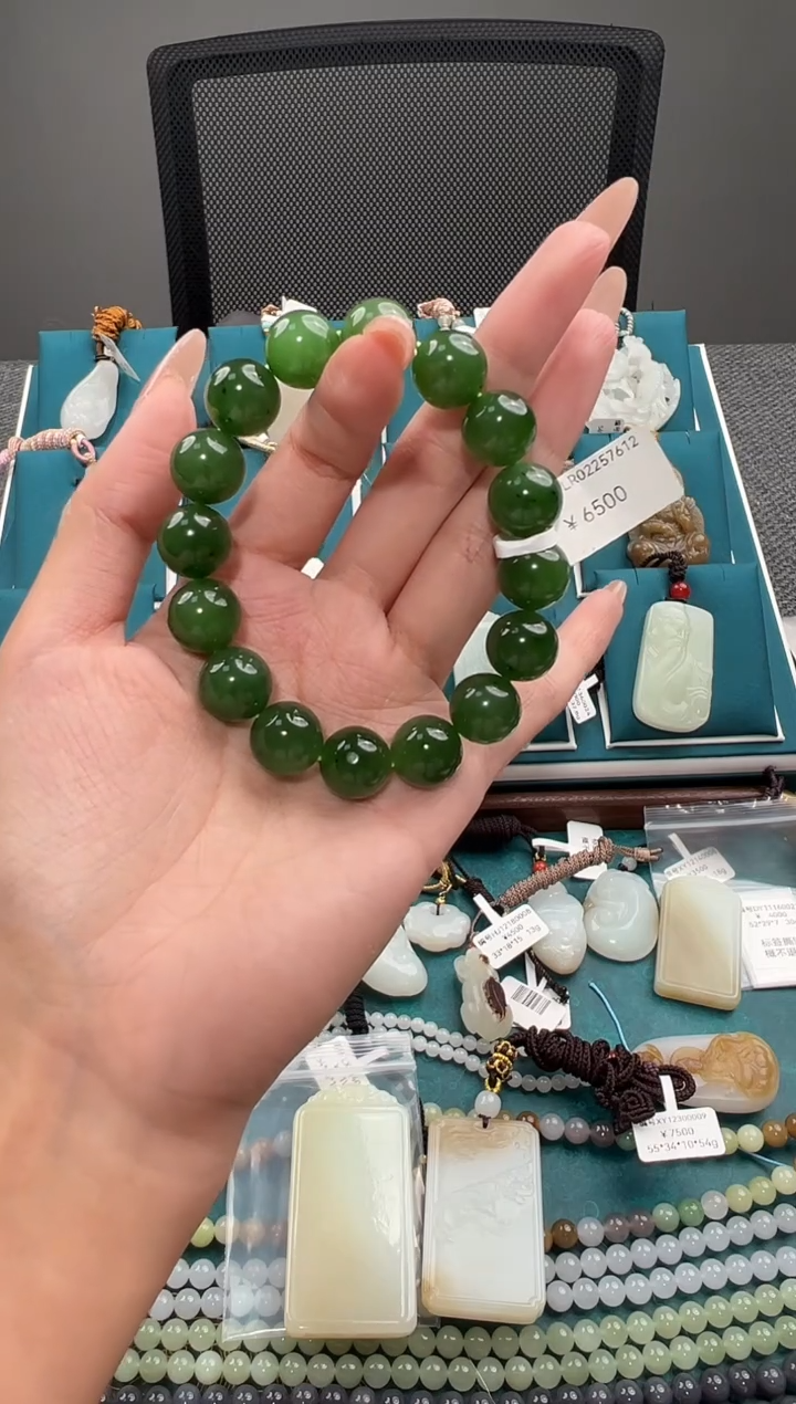 未镶嵌手串和田玉LR 13