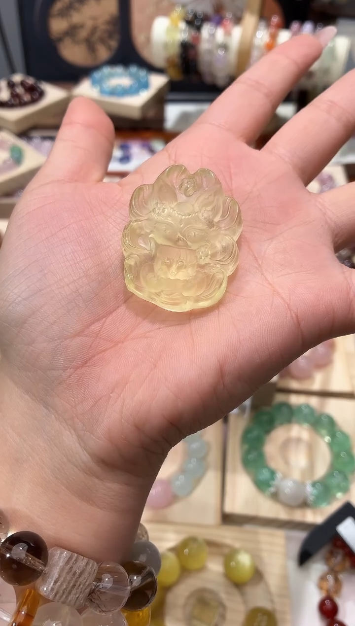 吊坠(不含链)未镶嵌水晶黄水晶狐牌