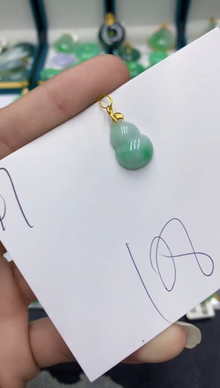 【闪购商品】翡翠颈饰18K金镶嵌翡翠