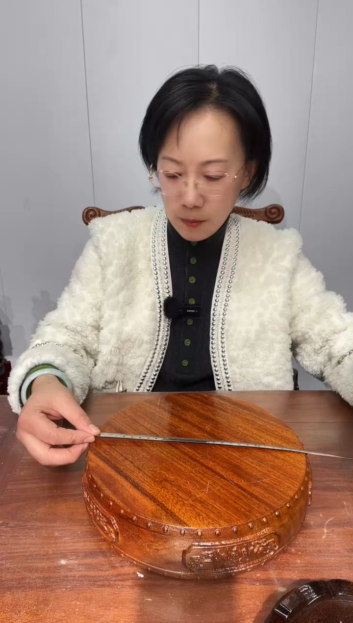 木老花26*27.5*6.5五福临门