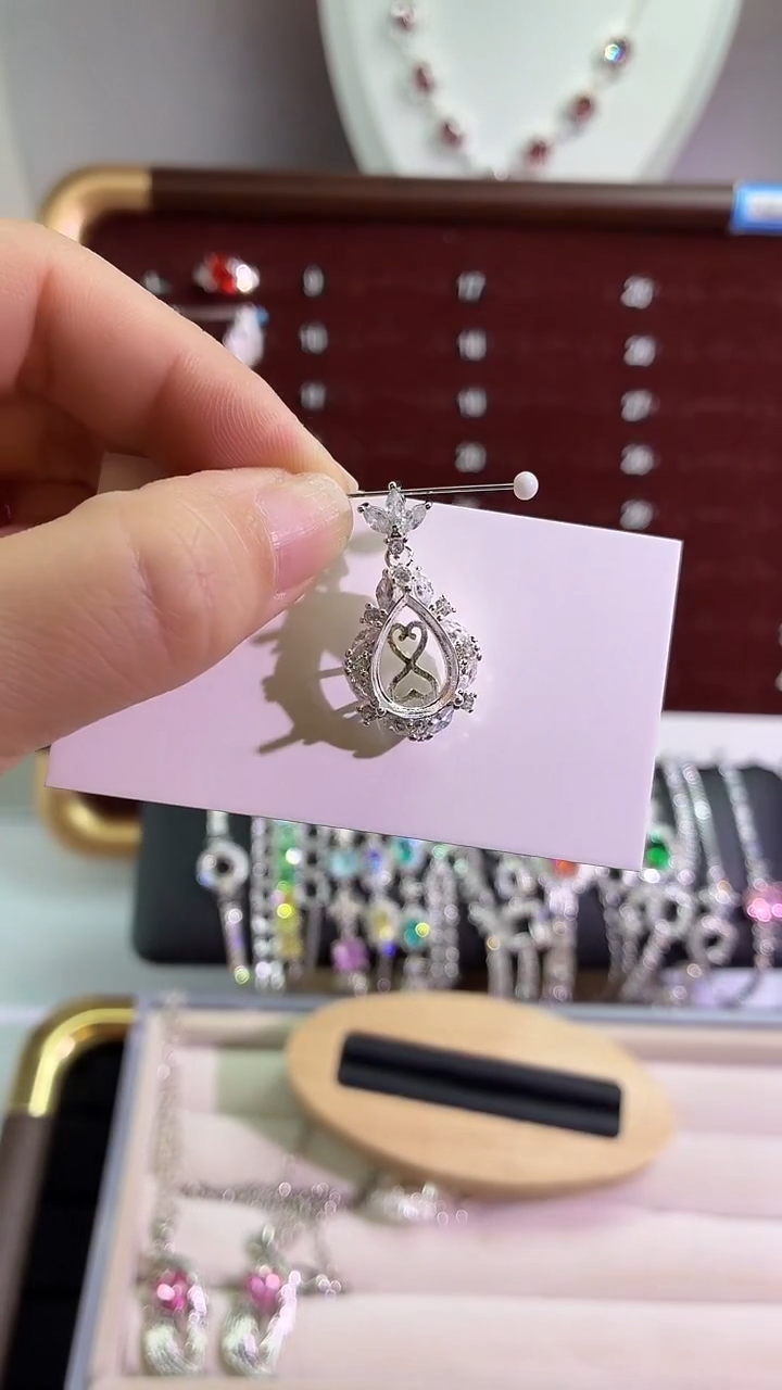 锆石铜合金8号 10*14水滴【冰花】吊坠空托