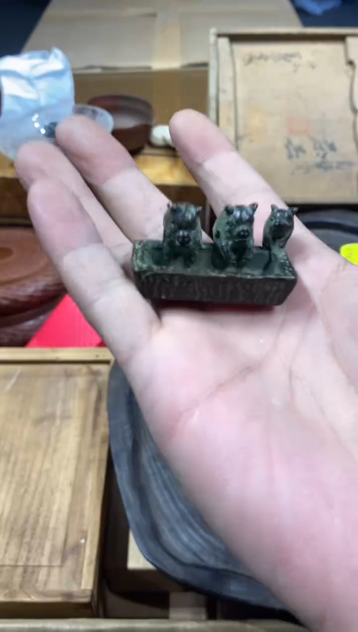 浑****️中古回流 谨慎参拍