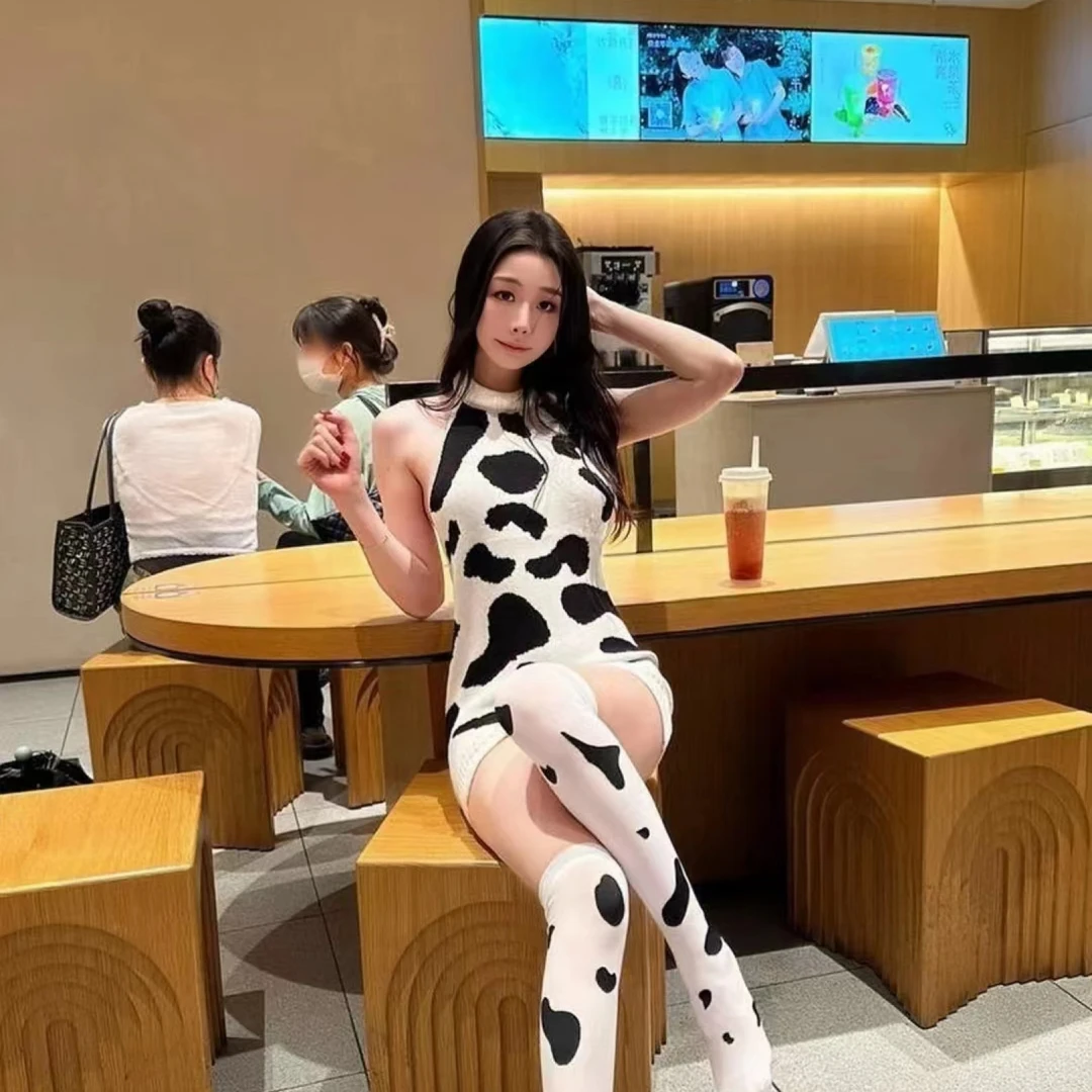 琳琳屋【和风奶牛】和风雅致美背设计可爱奶白色约会小心机睡裙