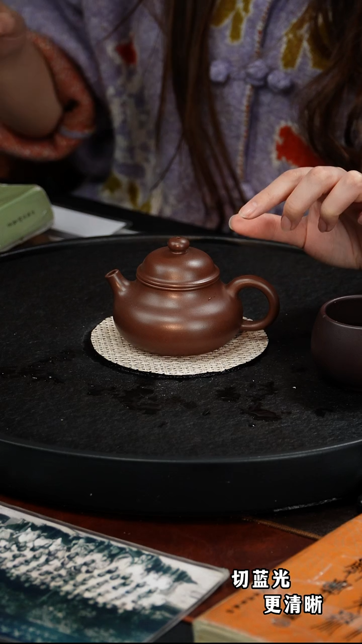 茶壶紫砂杨军保  容天97  极紫泥  160毫升   