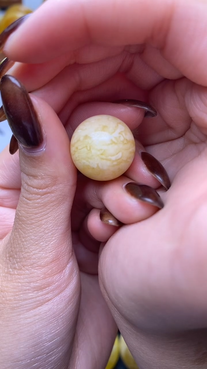 【闪购商品】琥珀裸石未镶嵌蜜蜡.26