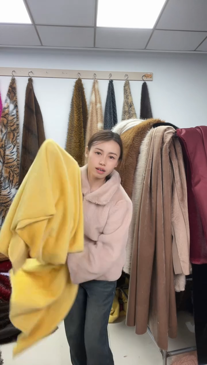 狐狸毛D205，尺寸1.8*1