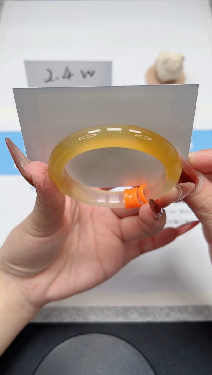 【闪购商品】玛瑙/玉髓手镯未镶嵌92/香槟54.2