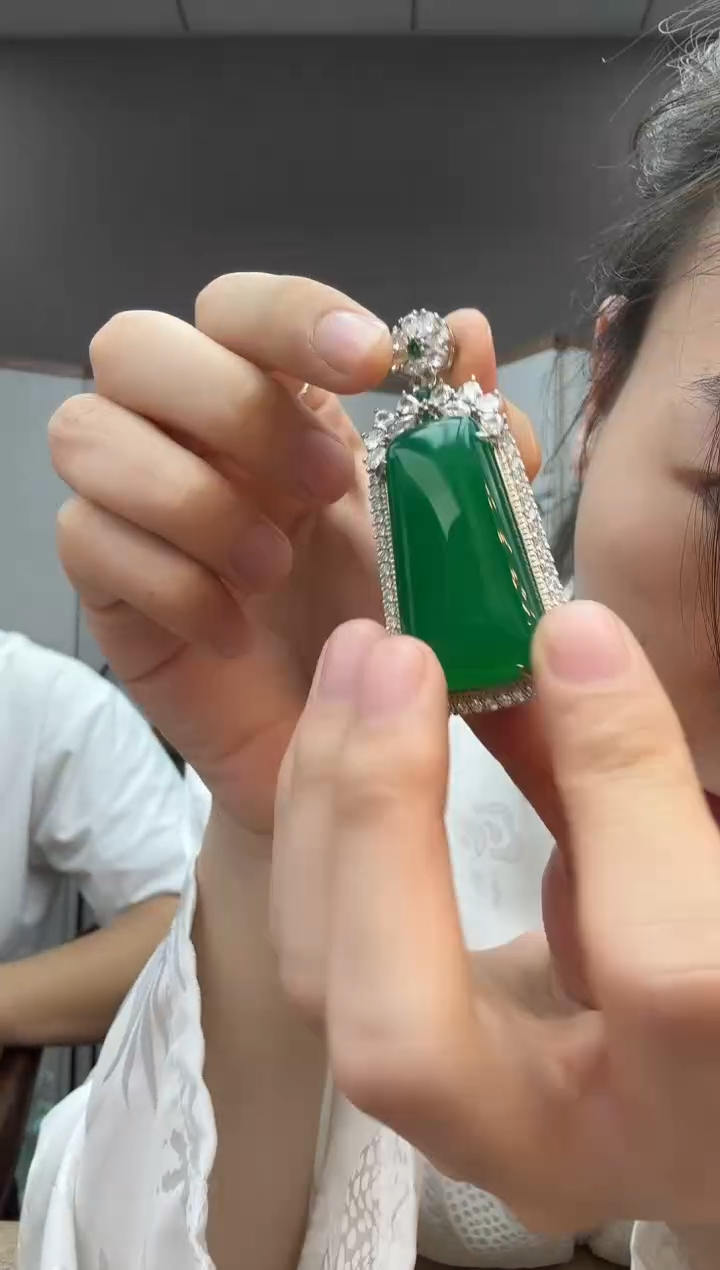 吊坠莹莹专属吊坠唐卡