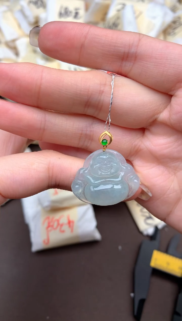 【闪购商品】翡翠挂件18K金镶嵌— 