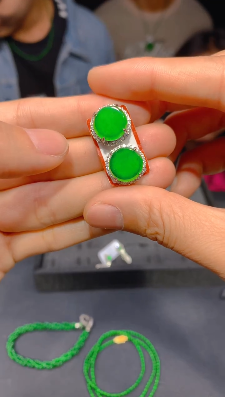 【闪购商品】定制翡翠未镶嵌112多样性发货（发其一）