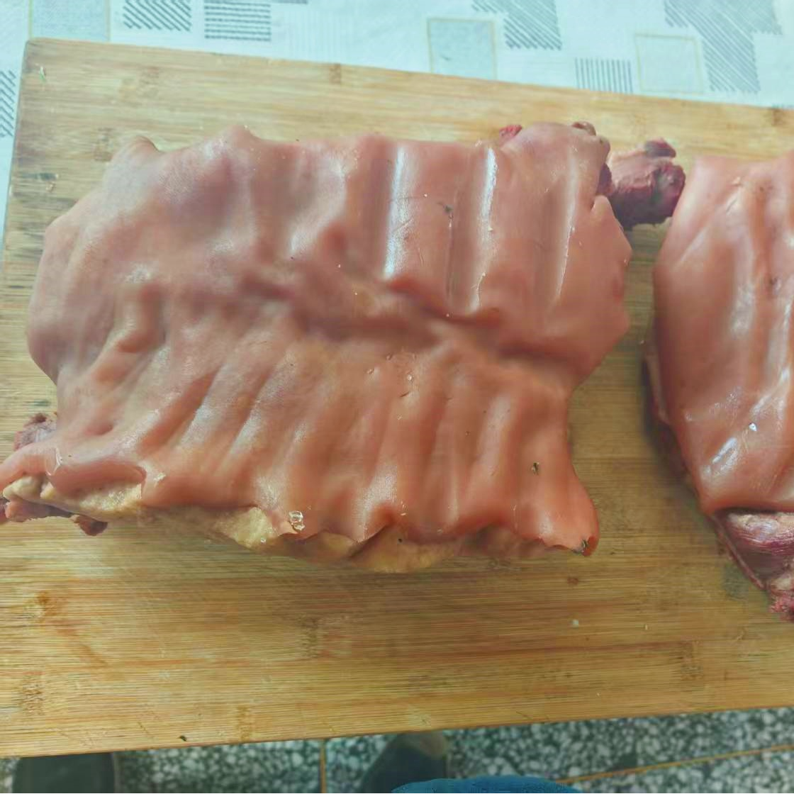 五香现卤鲜带皮马肉