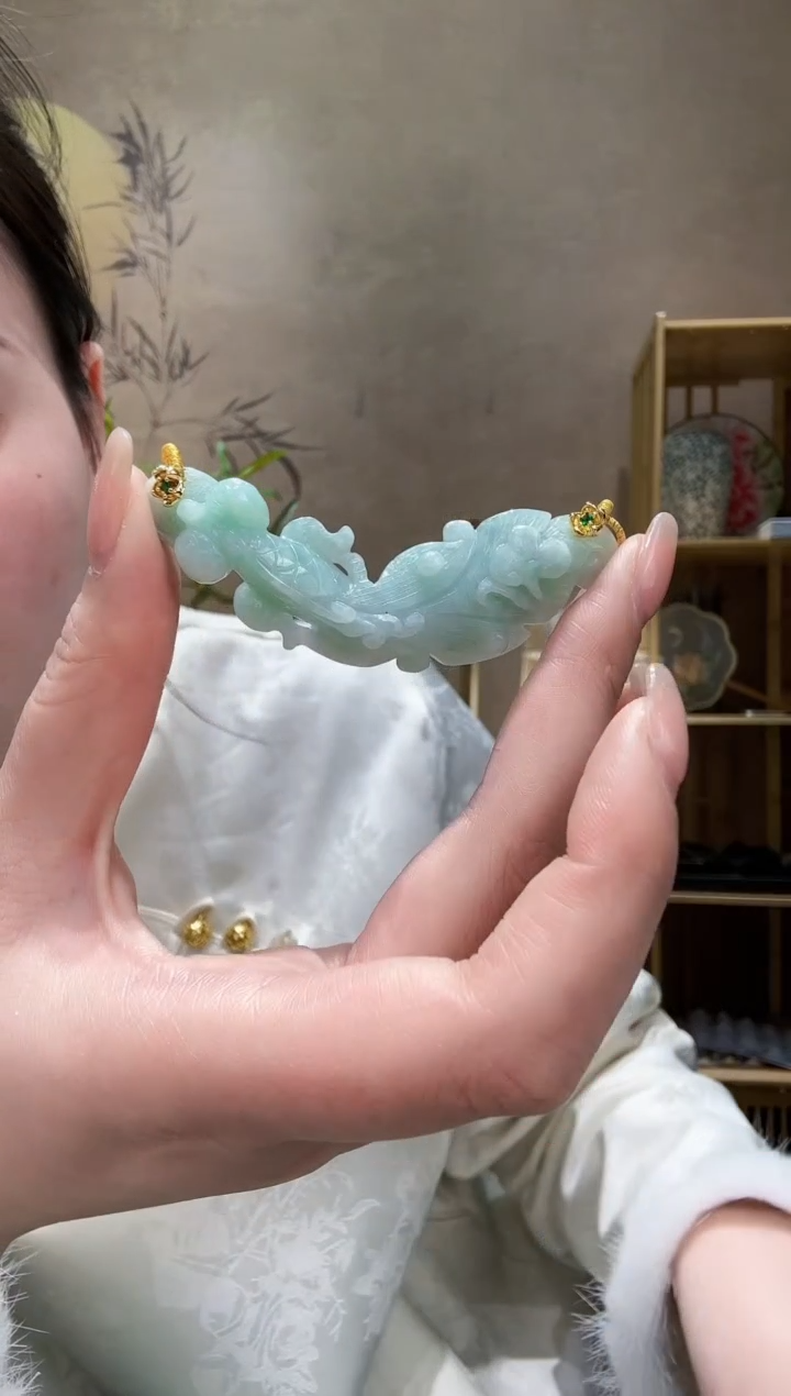 【闪购商品】翡翠颈饰未镶嵌吊坠