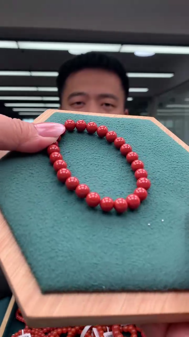 南红玛瑙7mm未镶嵌瓦西单圈牛血红