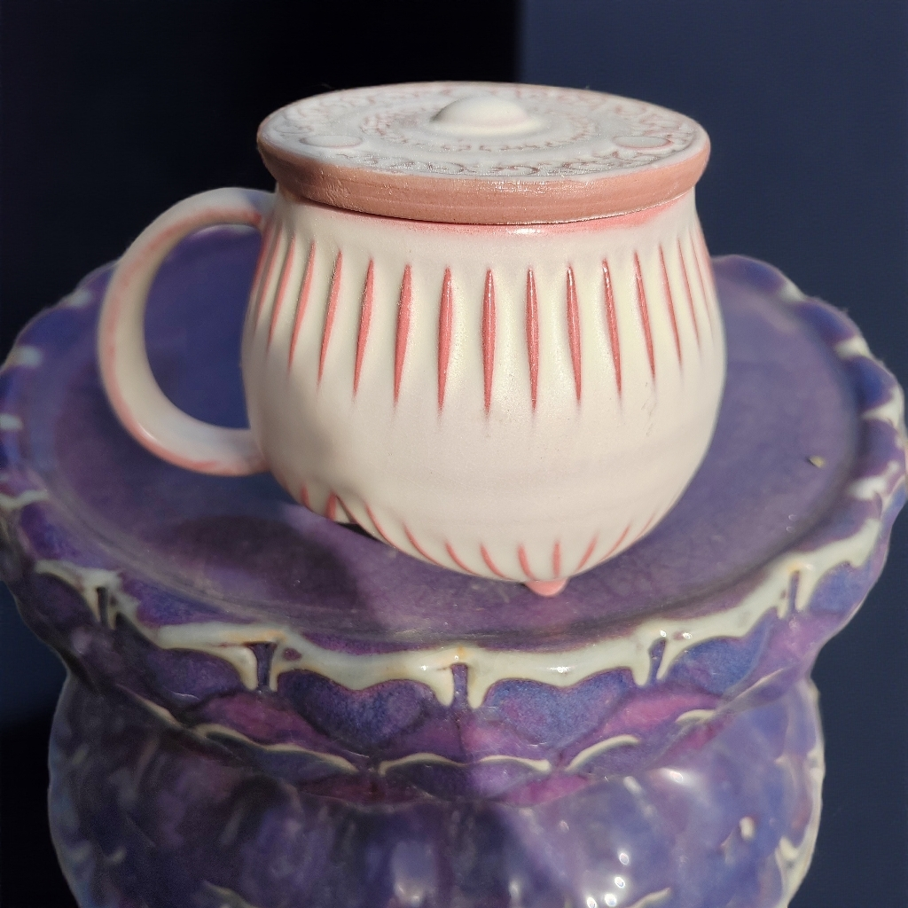 带盖带把全品高温官瓷粉胎暖白色主人荼杯，