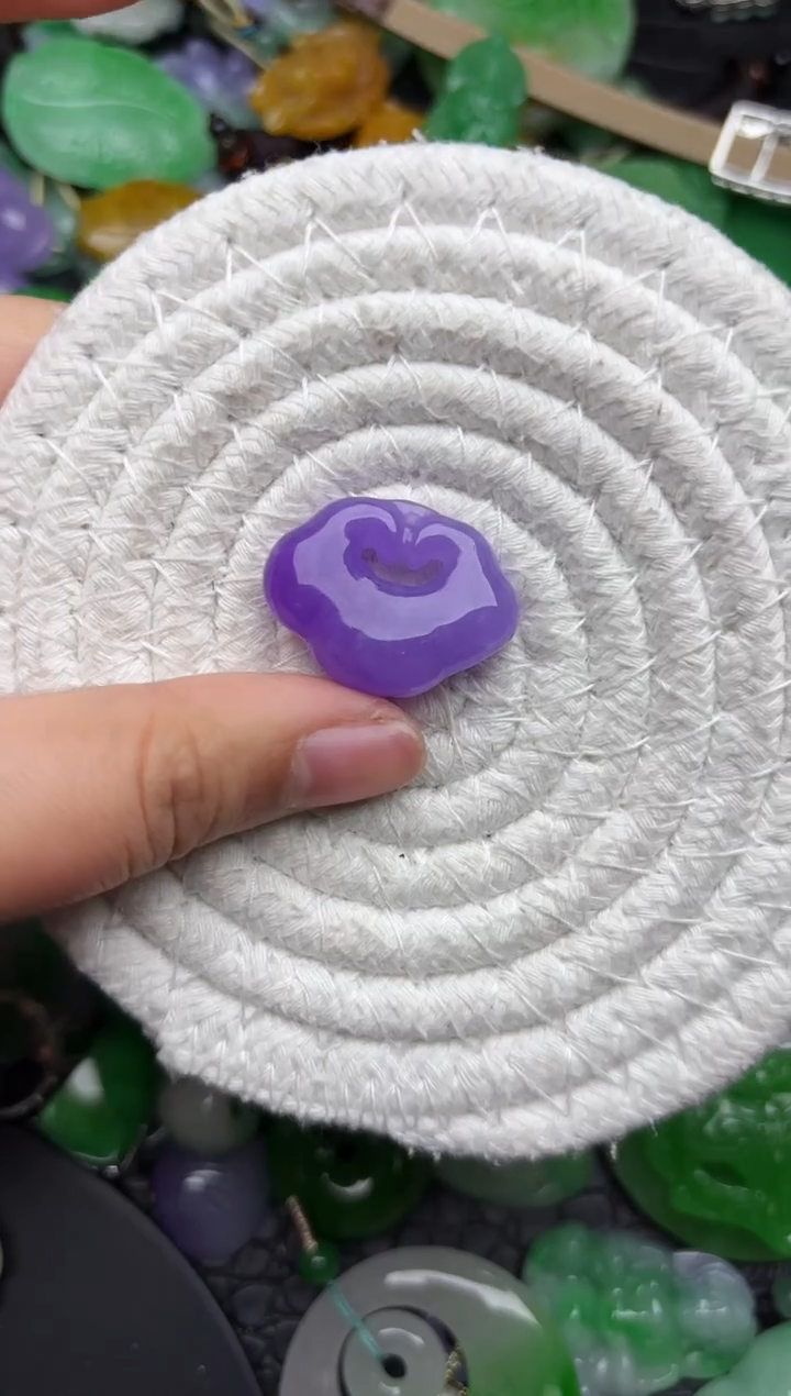 颈饰未镶嵌翡翠缅甸翡翠吊坠