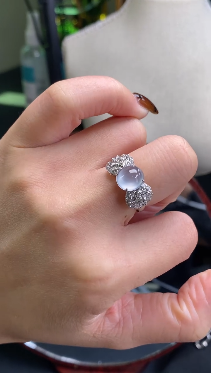 颈饰18K金镶嵌翡翠17710