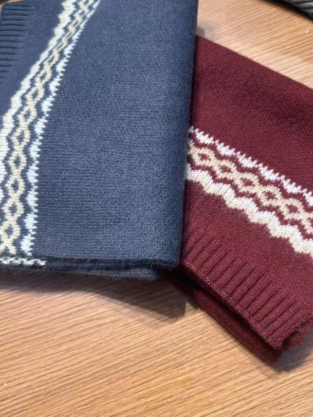 【羊绒围巾】费尔岛撞色纯山羊绒围巾女XWY032