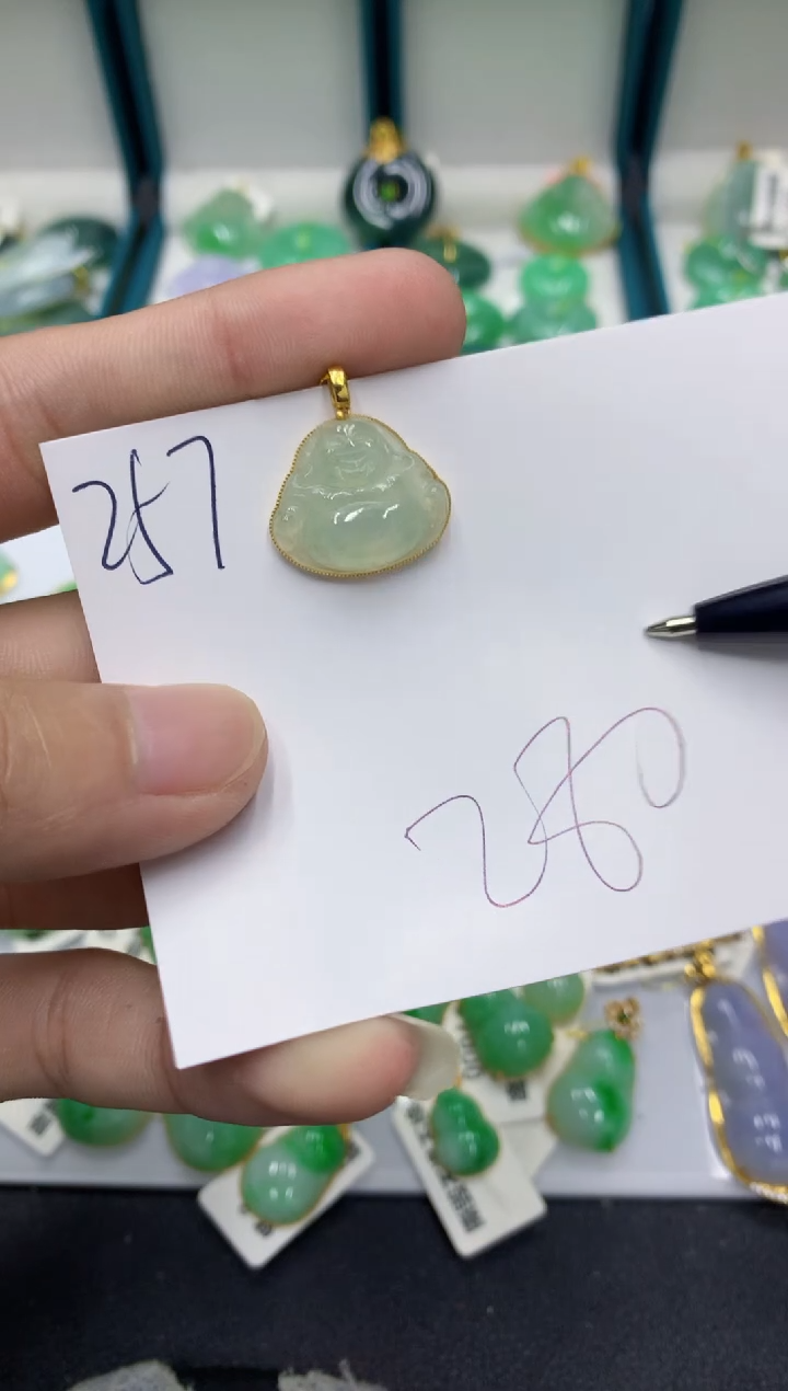 【闪购商品】翡翠颈饰18K金镶嵌翡翠