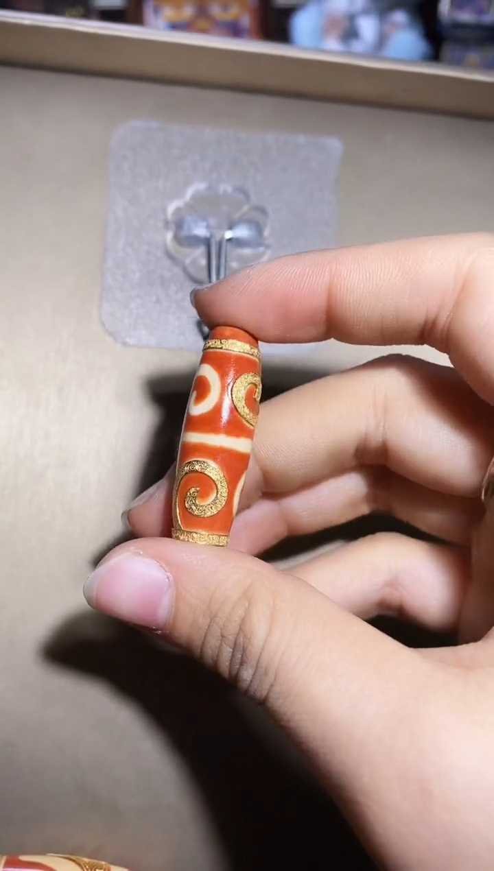 【闪购商品】玛瑙/玉髓颈饰18K金镶嵌X09772勾勾单珠预