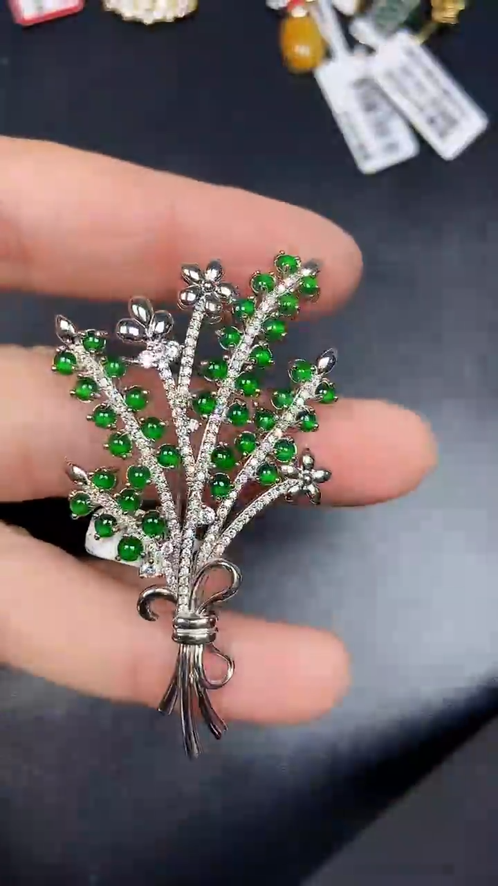 银S925镶嵌戒指翡翠2800