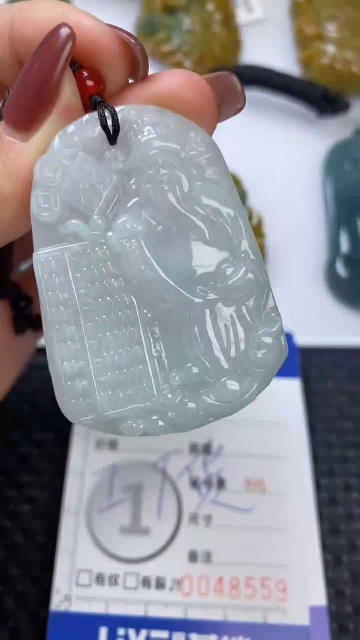 【闪购商品】翡翠颈饰未镶嵌1111111111111111