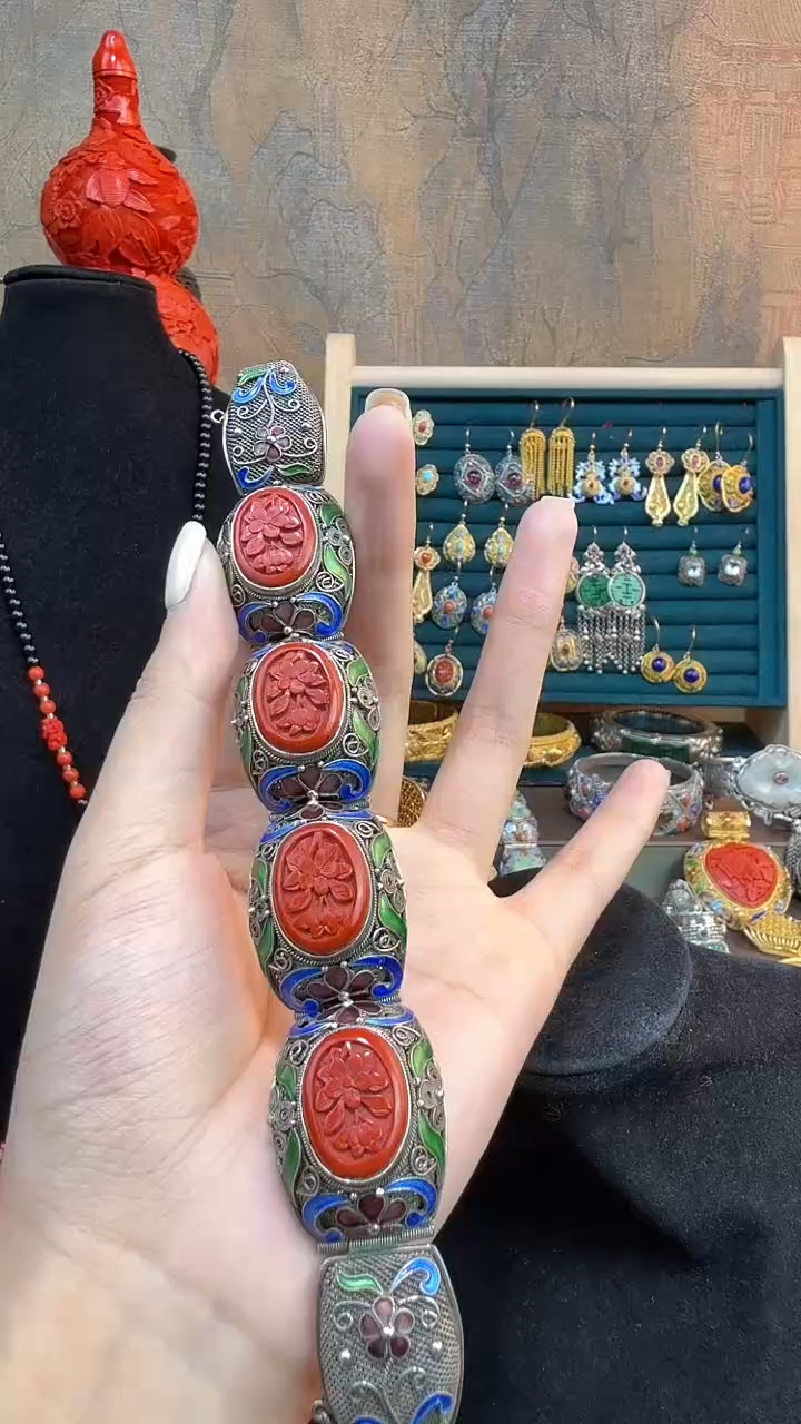 玉*非遗手工花丝镶嵌镯子漆片