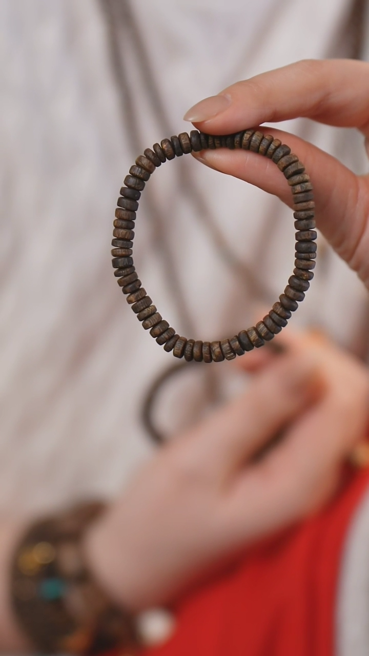 【闪购商品】沉香手串7CG4G490040乌