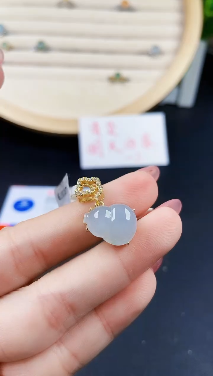 【闪购商品】翡翠颈饰银S925镶嵌120120120