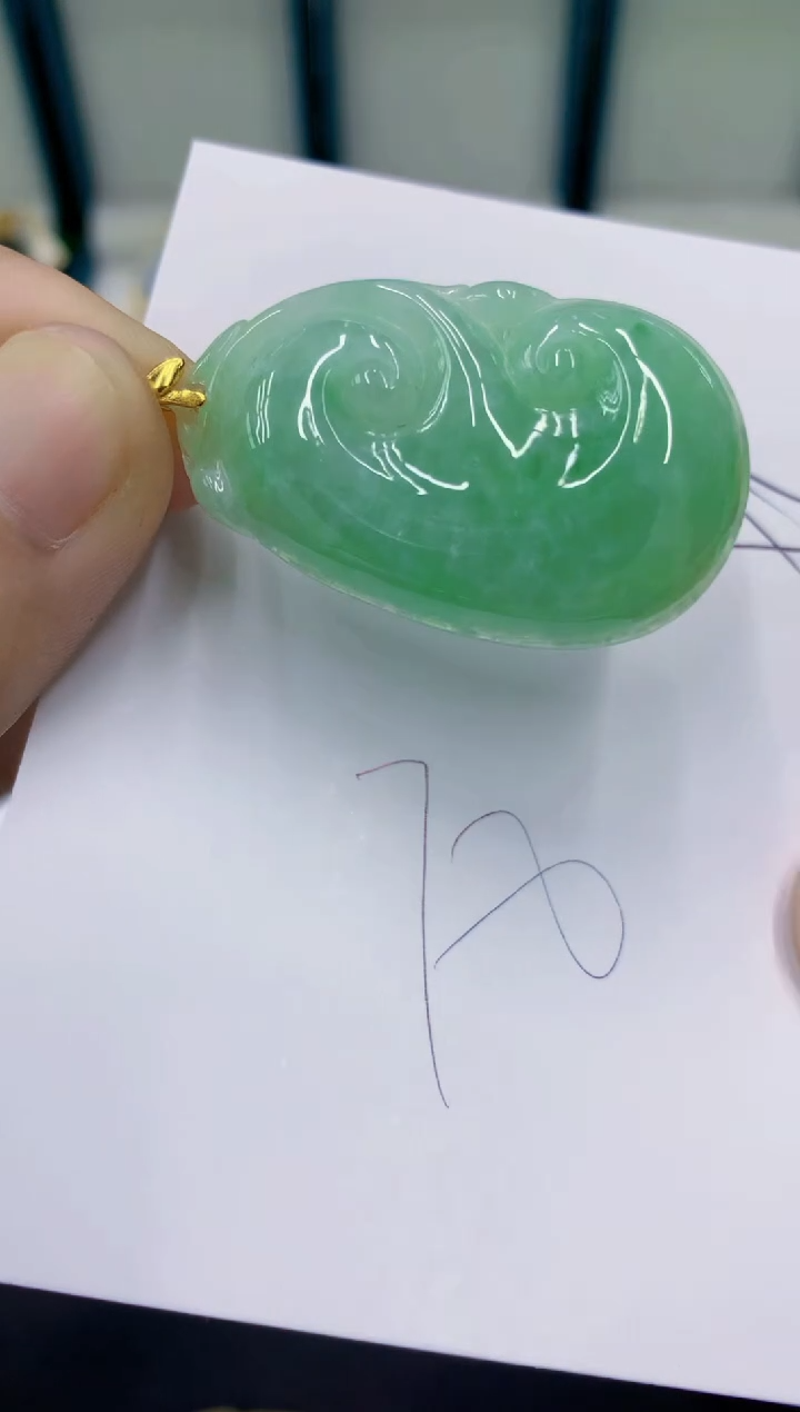 颈饰未镶嵌翡翠翡翠