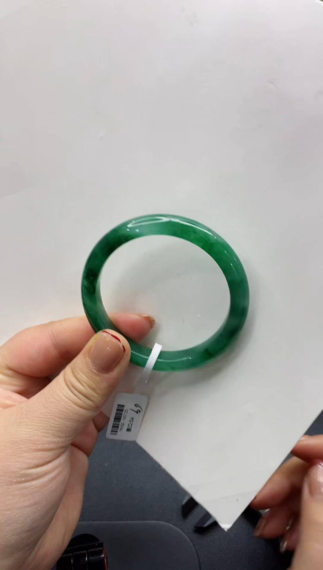 【闪购商品】石英质玉手镯未镶嵌1