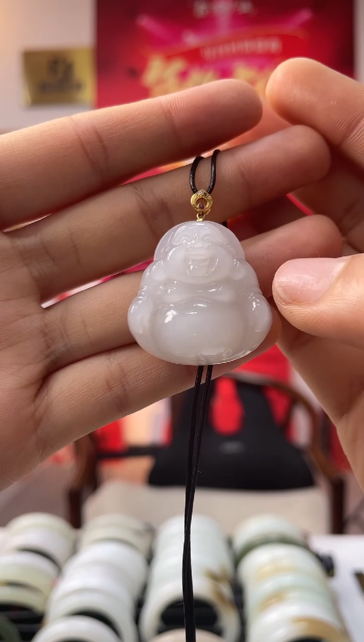 【闪购商品】和田玉颈饰18K金镶嵌佛公卡30发一件