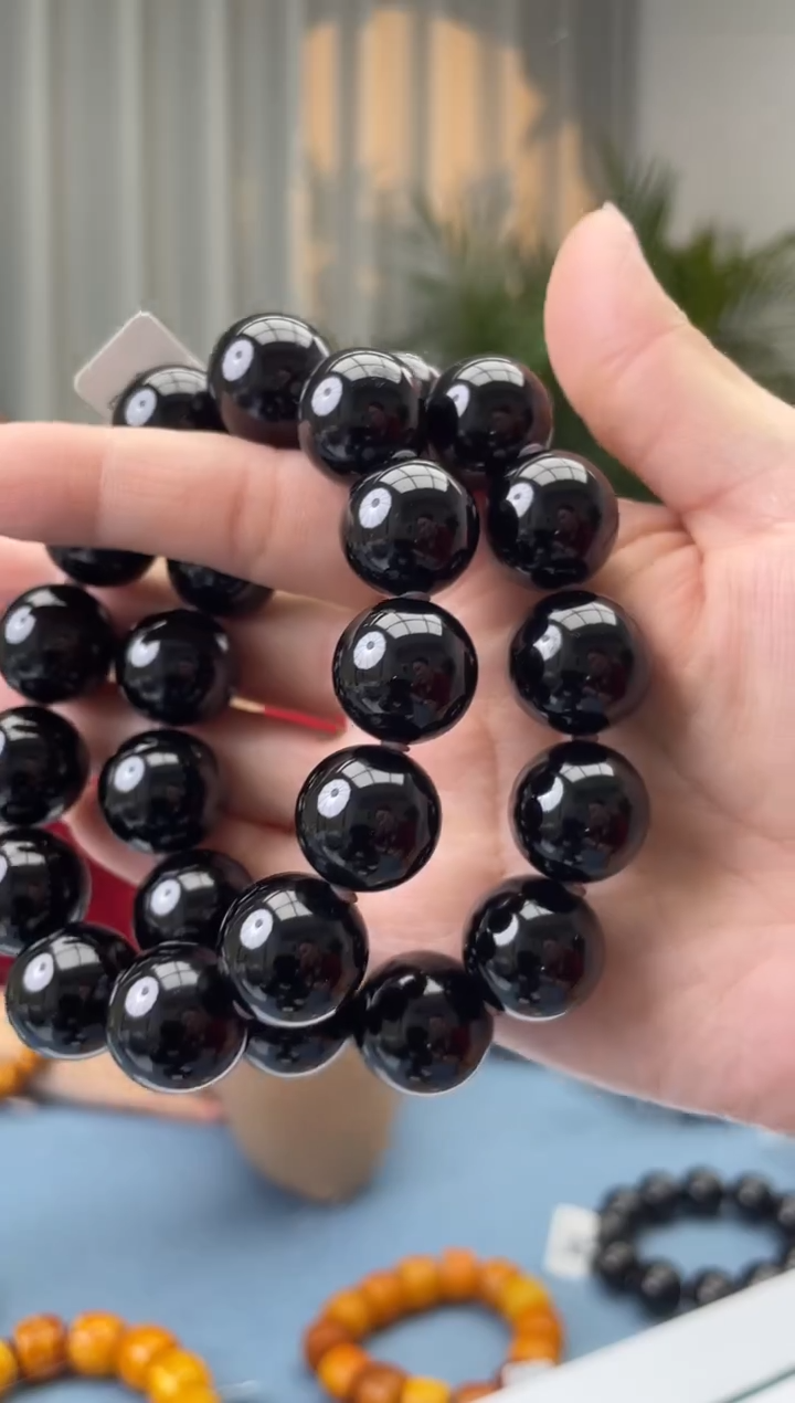 【闪购商品】琥珀珠宝奇石未镶嵌假一罚十，多样性发一件036.16