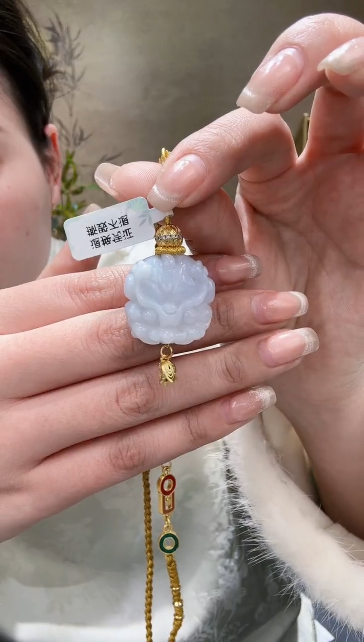 【闪购商品】翡翠颈饰未镶嵌吊坠