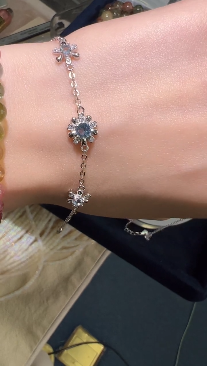 【闪购商品】海蓝宝石手链银S925镶嵌0117s044多样性发一