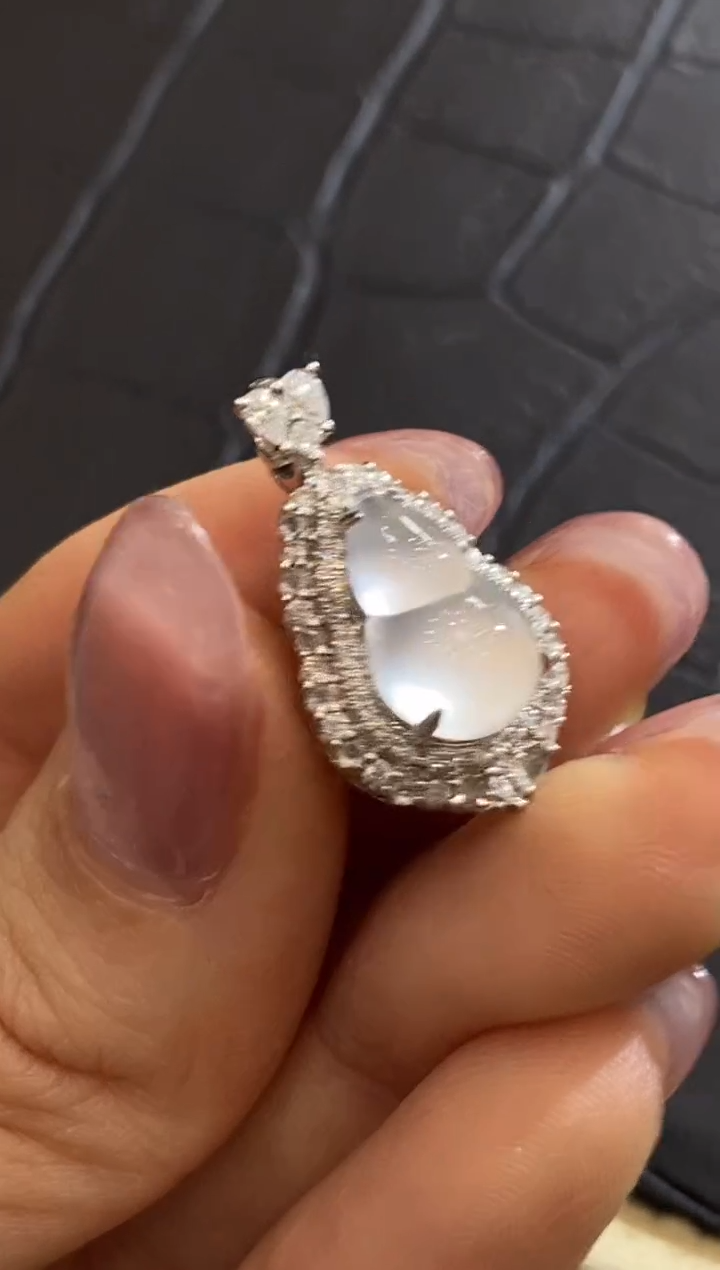 【闪购商品】翡翠颈饰18K金镶嵌收到货48小时鉴赏期（超时不退不换）