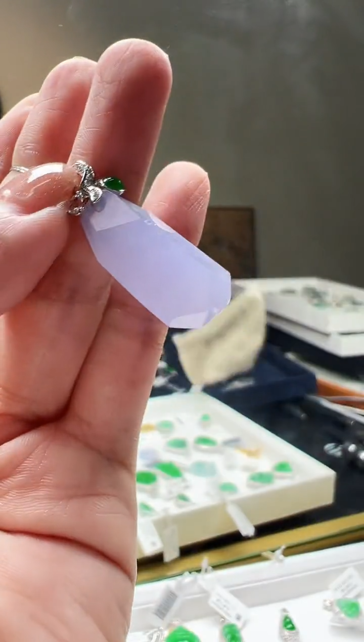 颈饰18K金镶嵌翡翠KXLJ1025-086