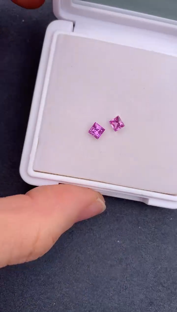 【闪购商品】彩色蓝宝石裸石未镶嵌77分无烧紫蓝宝配对