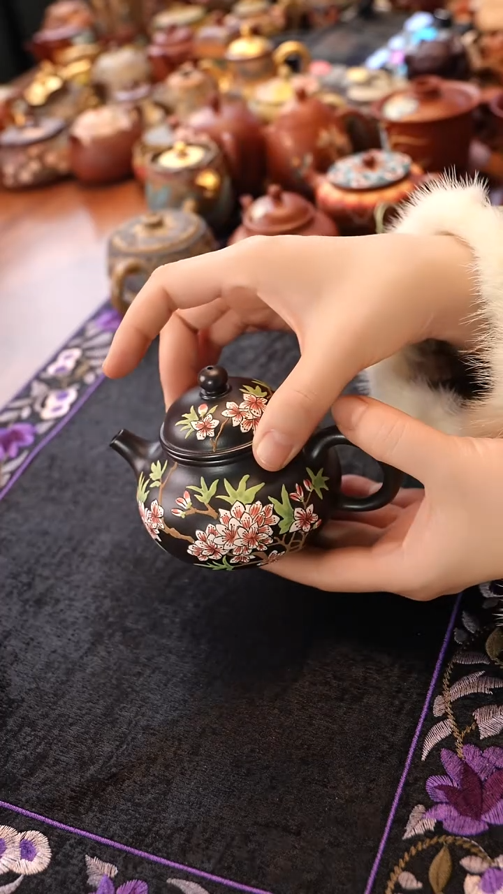 茶壶紫砂黑料容天壶