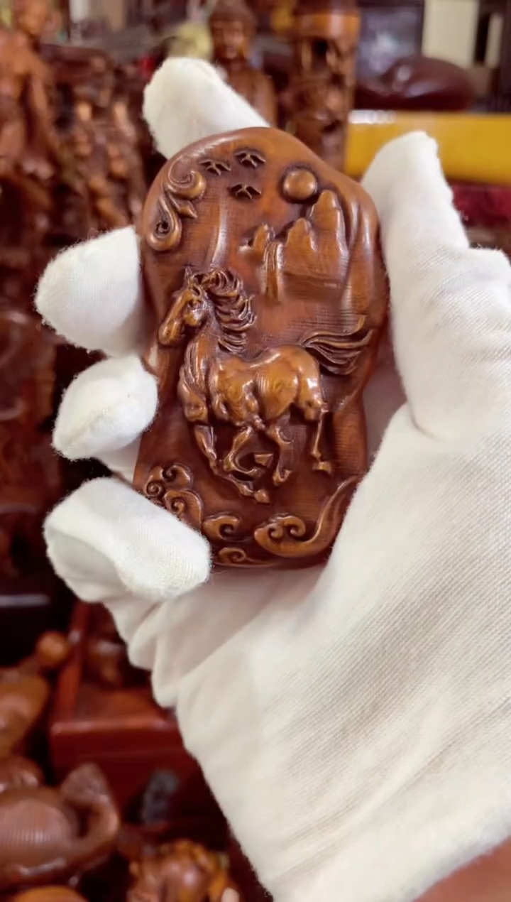 小叶黄杨小件马牌