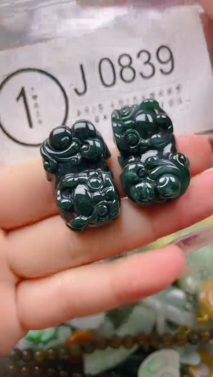 【闪购商品】翡翠颈饰未镶嵌/J/翡翠A货一图一物