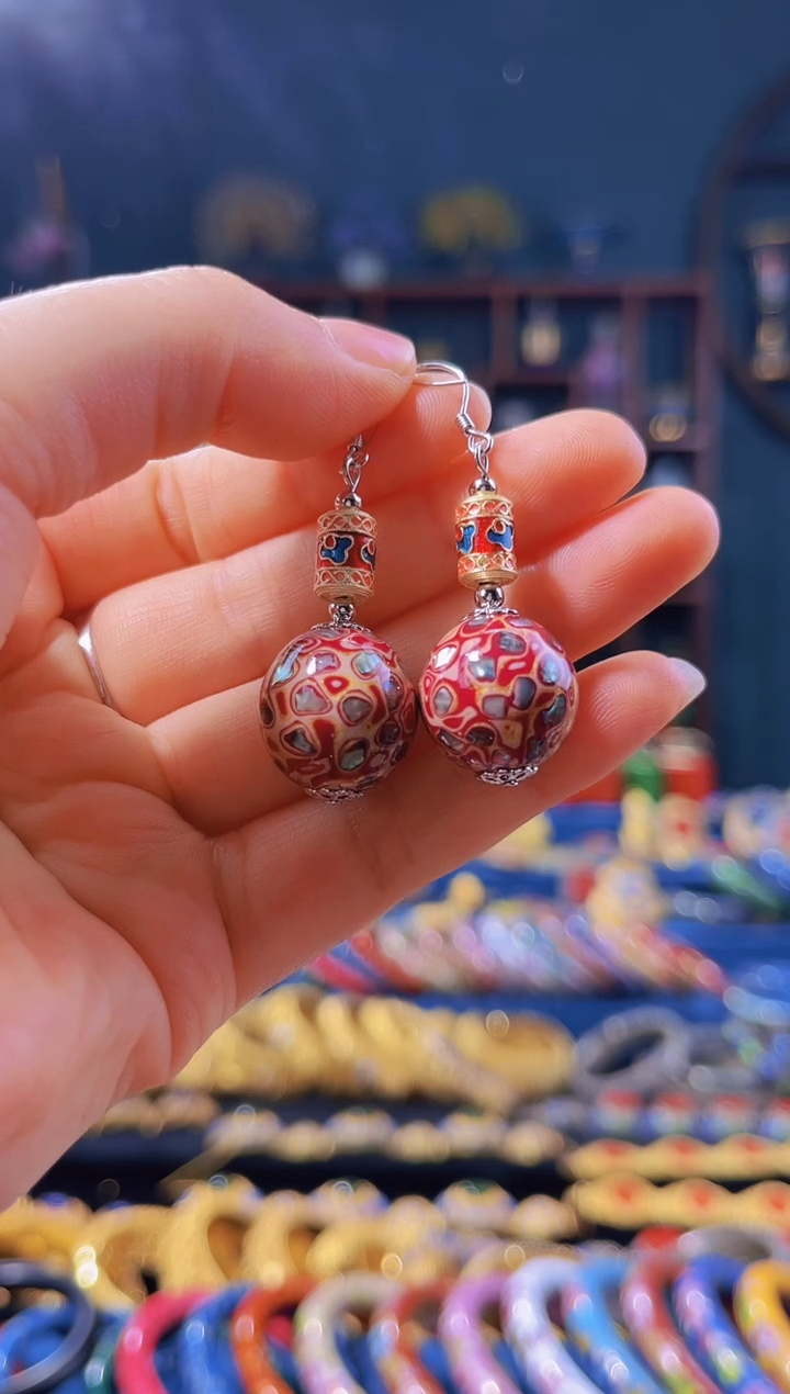 【闪购商品】非遗绝技 犀皮漆耳环 玫红