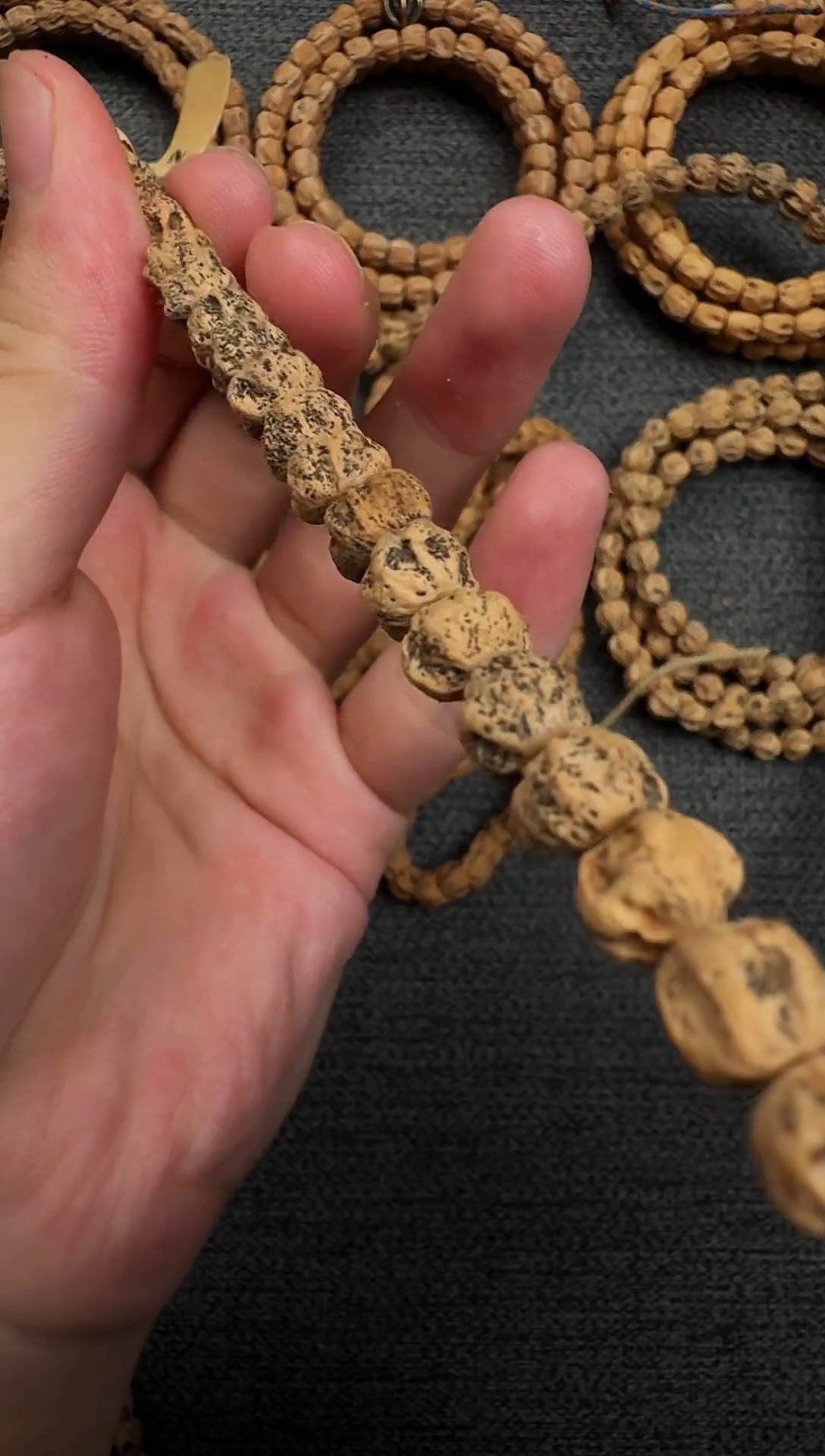 手串柏香籽/百香籽天****了万相8