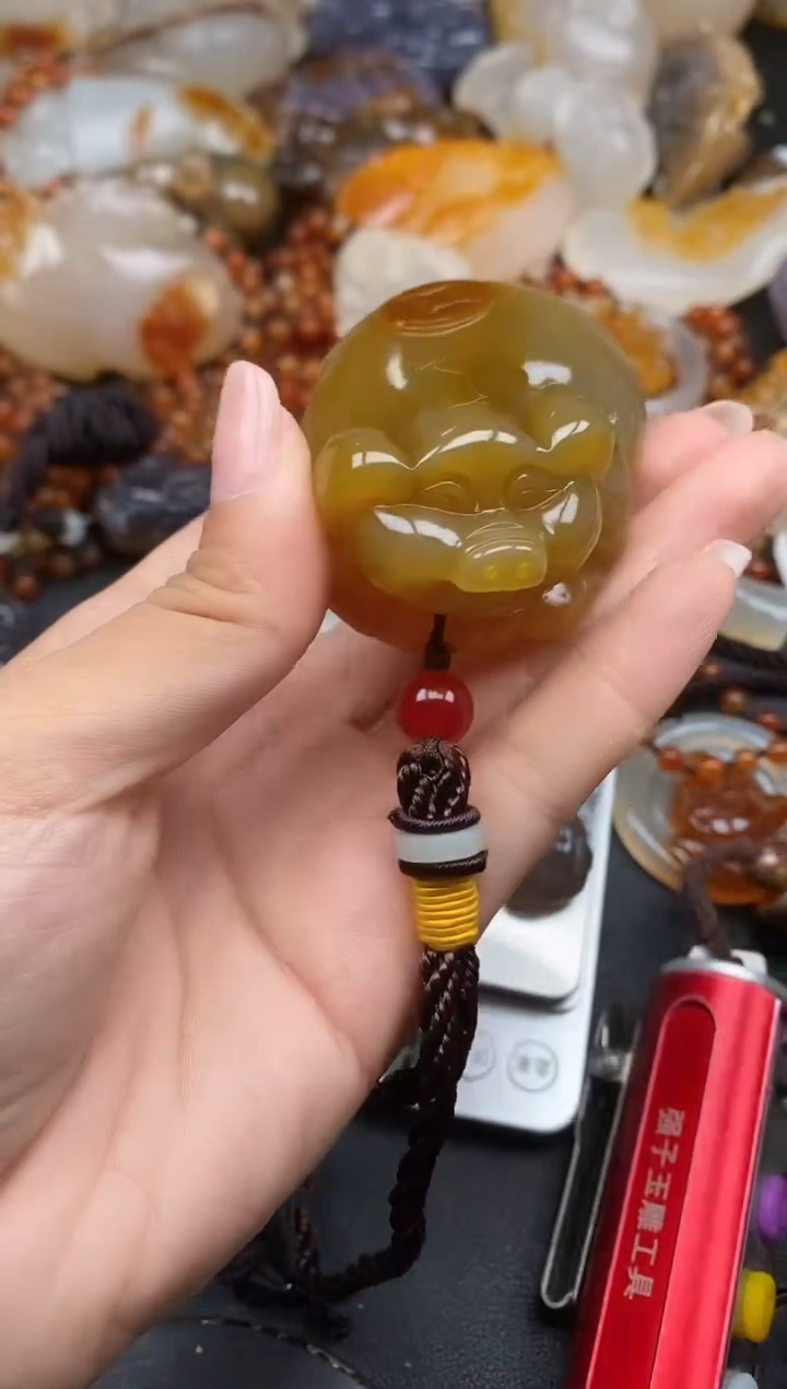 未镶嵌1玛瑙/玉髓英*?ll