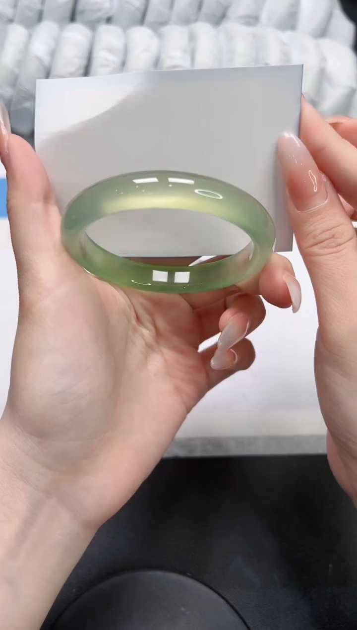 石英质玉未镶嵌手镯138-55.6绿晴