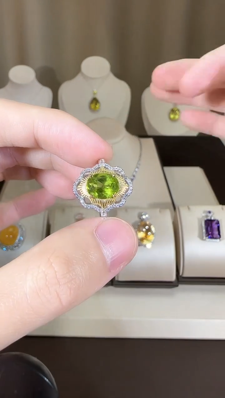 【闪购商品】橄榄石戒指银S925镶嵌10*8mm