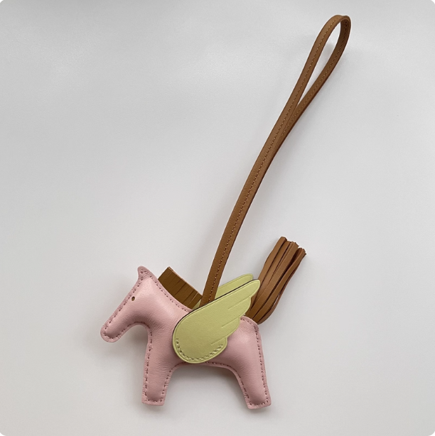 【YHX-1】新季百搭牛皮小马挂件12/29