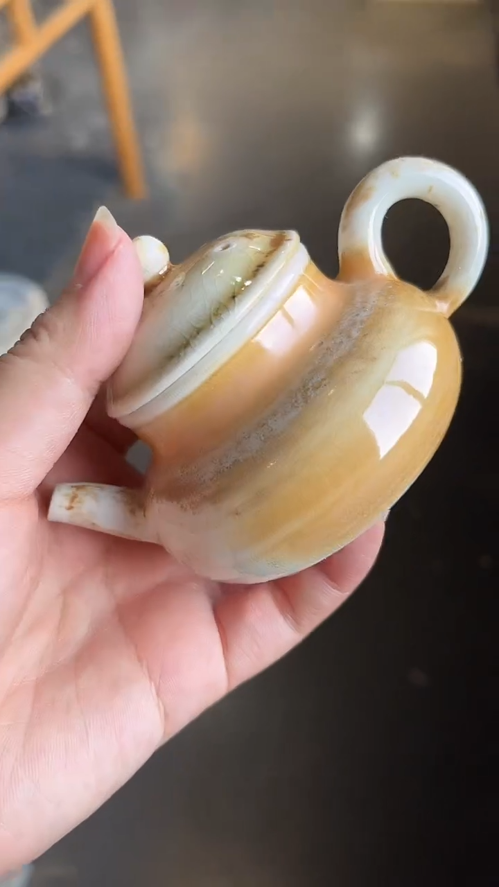 壶65号容量100-110ML中白泥